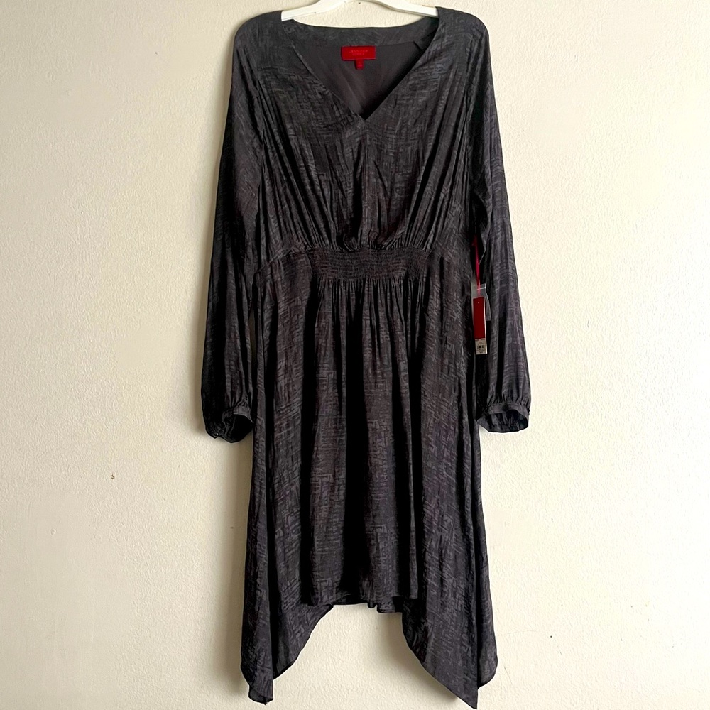 JENNIFER LOPEZ DRESS NWT, SIZE XL, GREY LONG SLEEVE PRINTED SAVVY